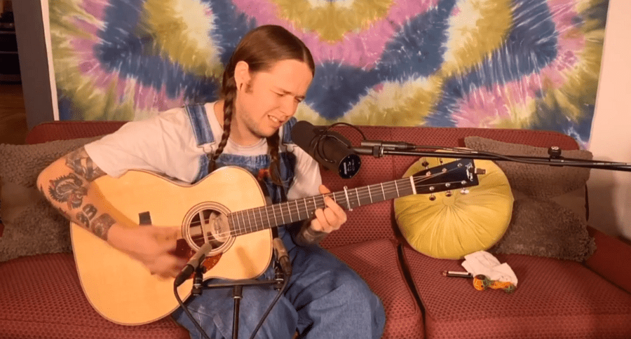 Billy Strings – Thick as a Brick (cover)