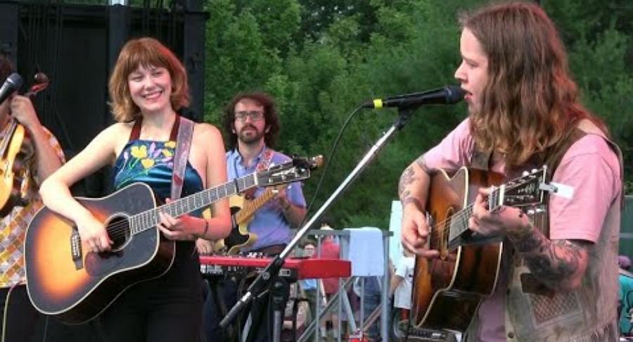 Sittin On Top Of The World ~ Molly Tuttle ft. Billy Strings